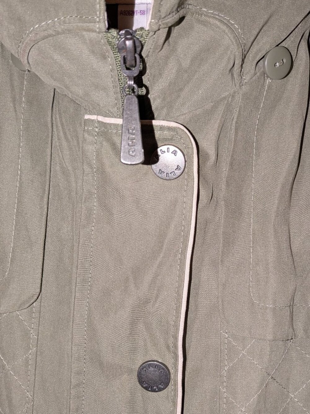 Alia Jacket - Picture 2 of 5